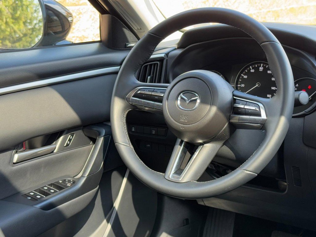 Used 2025 MAZDA CX-50 AWD 2.5 S w/ Premium Package image 12