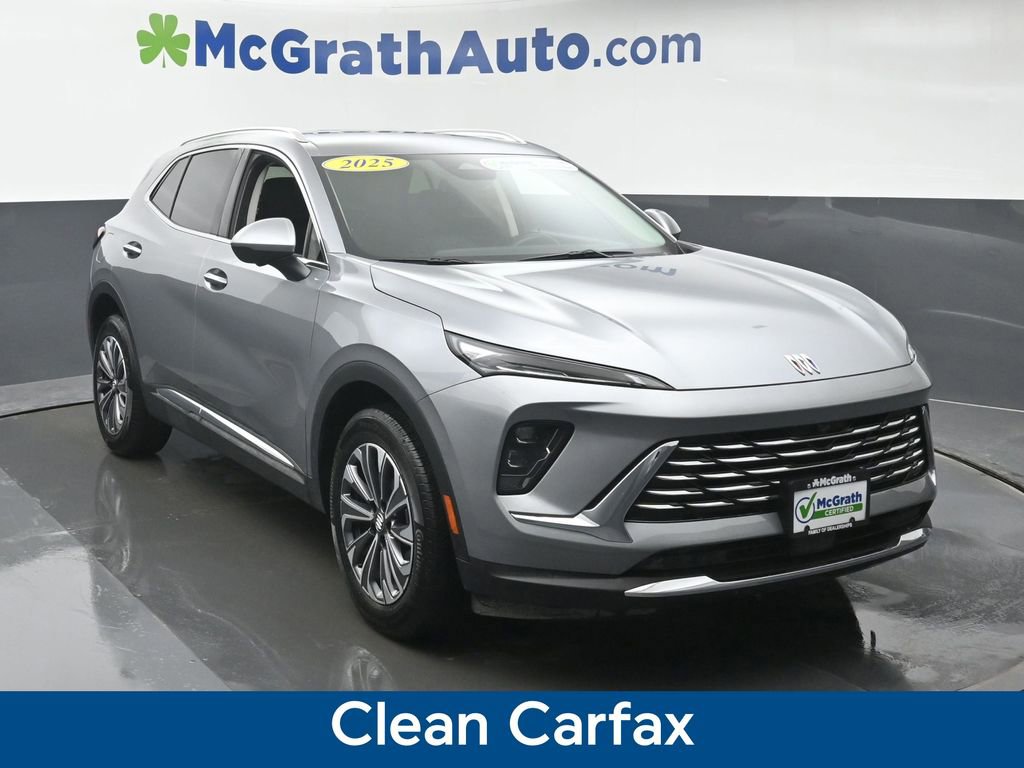 Used 2025 Buick Envision Preferred image 2