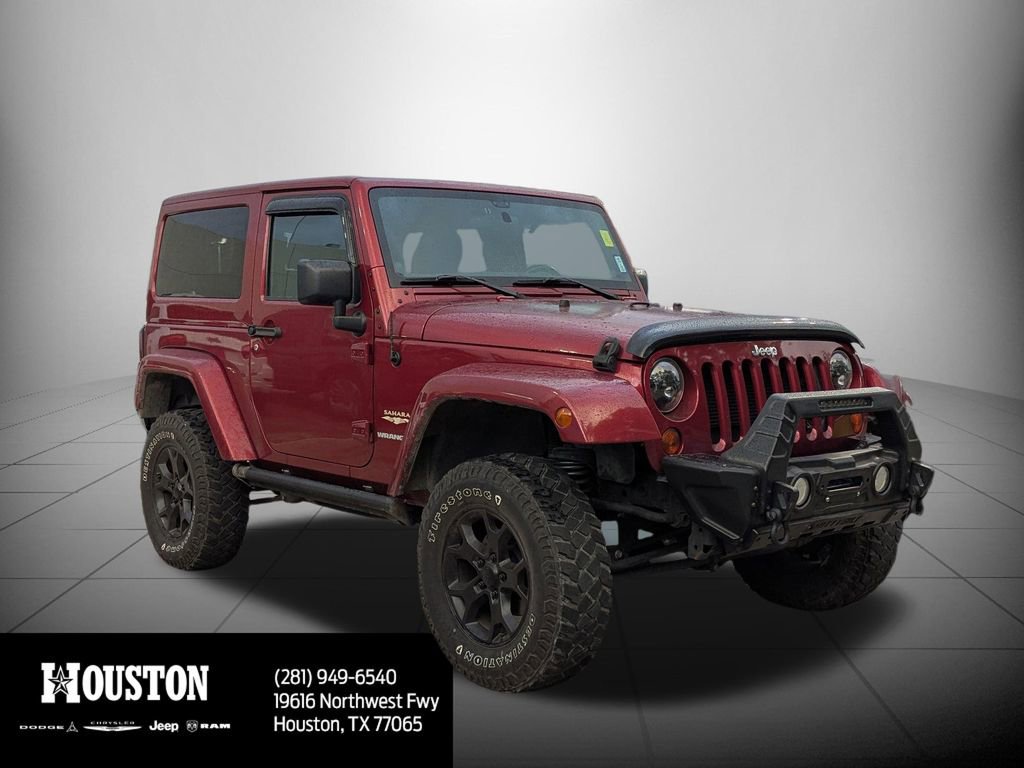 Used 2012 Jeep Wrangler Sahara w/ Connectivity Group AWD/4WD image 3