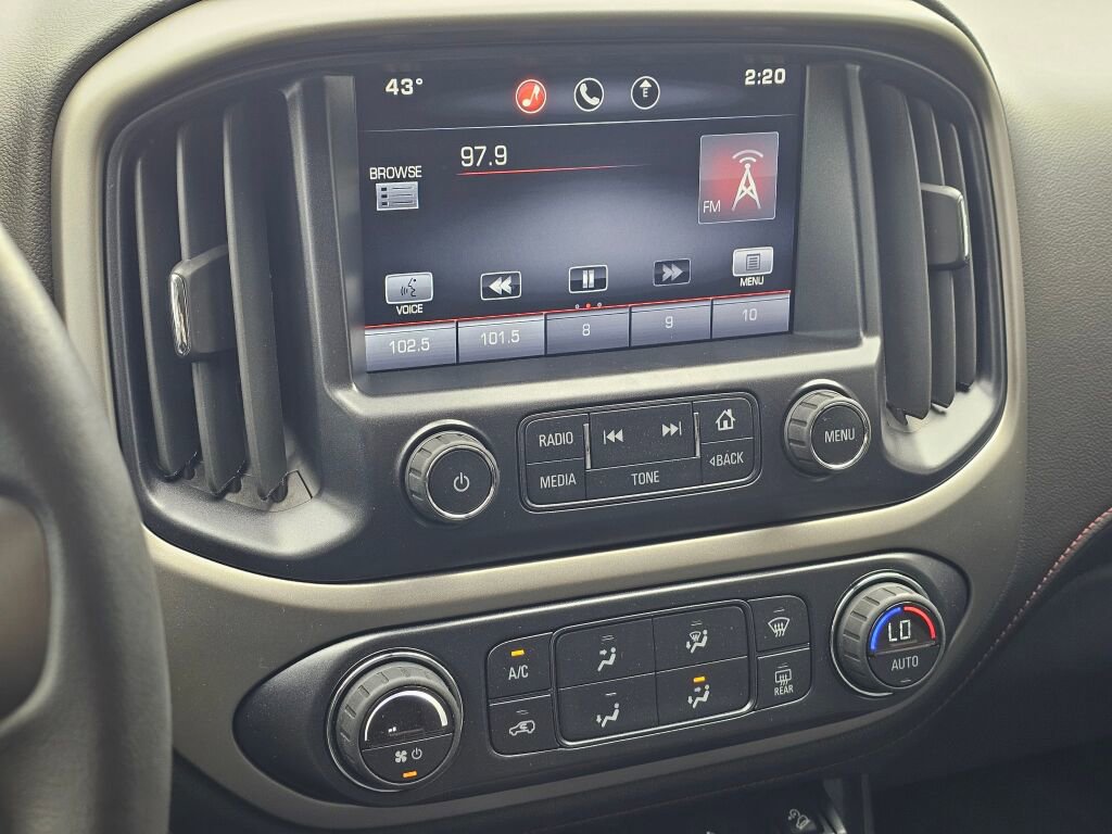 Used 2015 GMC Canyon SLE w/ All-Terrain Package AWD/4WD image 22