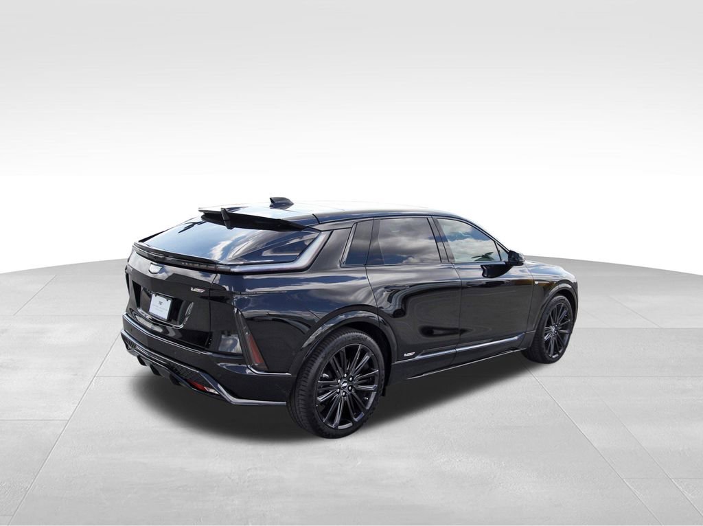 New 2026 Cadillac Lyriq V AWD/4WD image 4