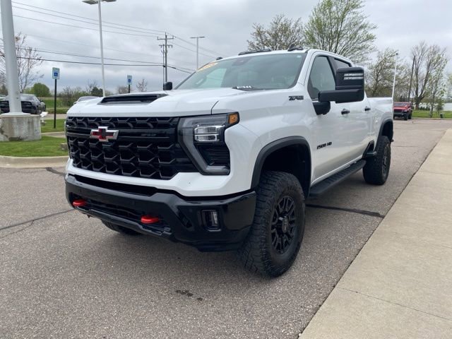 Used 2025 Chevrolet Silverado 2500 ZR2 w/ LPO, Dark Essentials Package AWD/4WD image 1