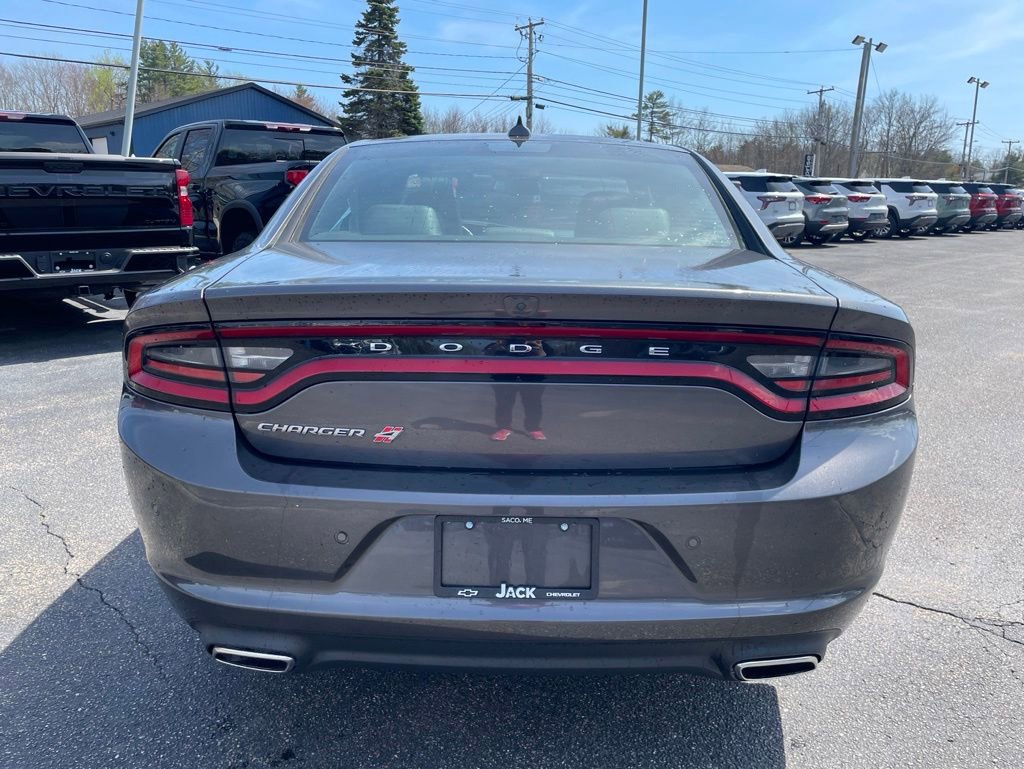 Used 2022 Dodge Charger SXT w/ Plus Group AWD/4WD image 5