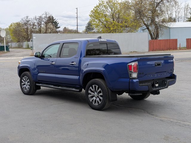 Used 2022 Toyota Tacoma Limited image 7