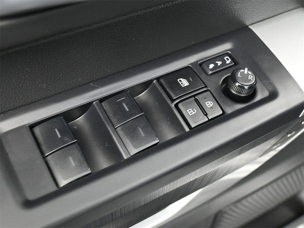 Used 2024 Toyota Tundra Platinum image 4