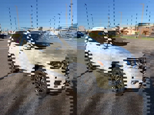 Used 2017 Nissan Rogue SL w/ SL Premium Package