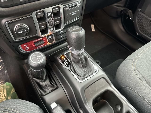 New 2026 Jeep Gladiator Sport AWD/4WD image 14