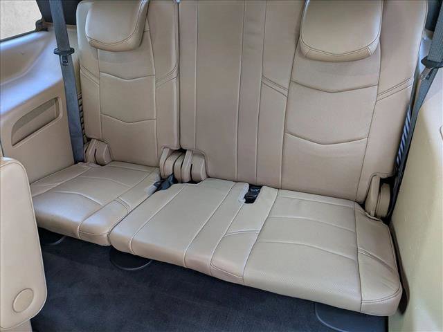 Used 2020 Cadillac Escalade Platinum image 21