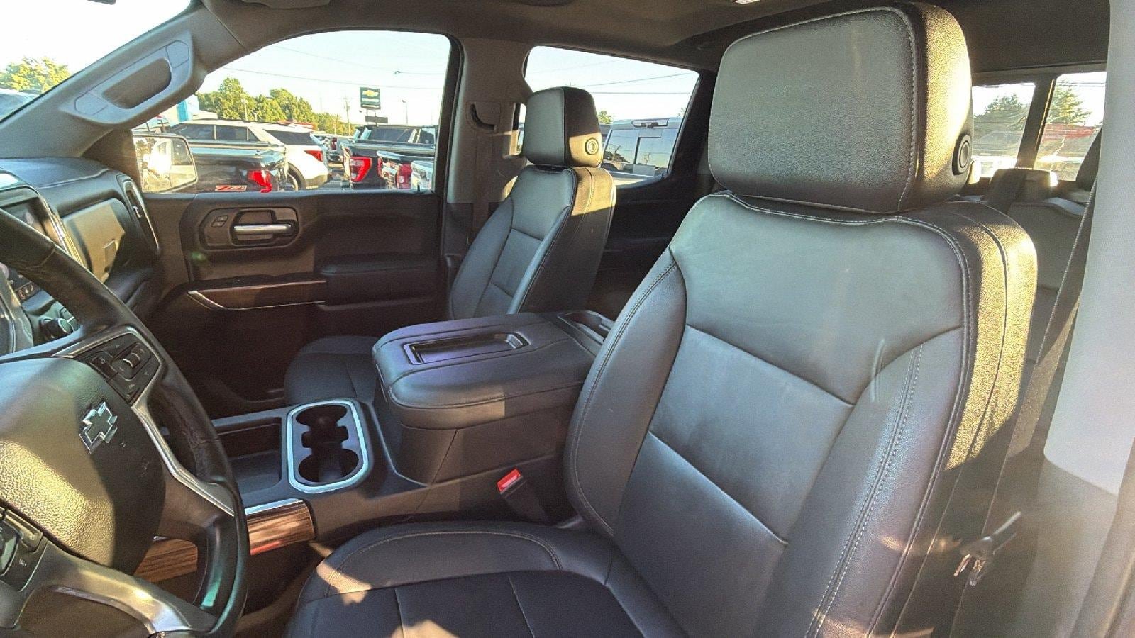 Used 2021 Chevrolet Silverado 1500 LT Trail Boss w/ Convenience Package II AWD/4WD image 18