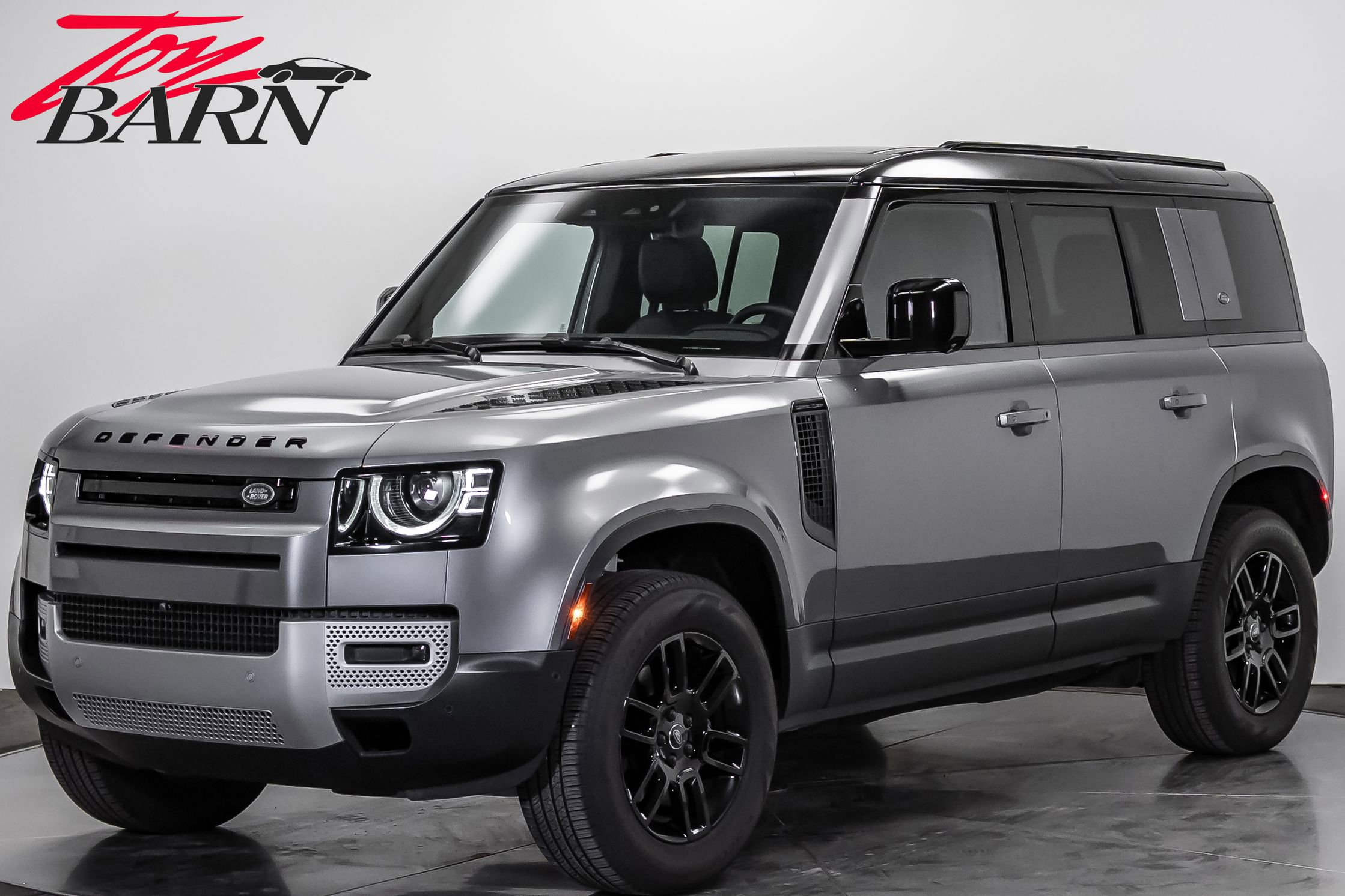 Used 2024 Land Rover Defender 110 S AWD/4WD image 1