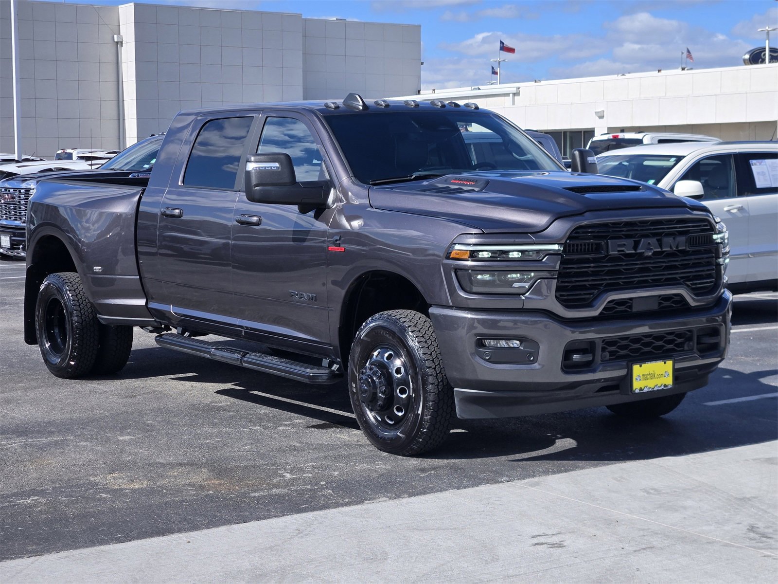 Used 2025 RAM 3500 Laramie image 3