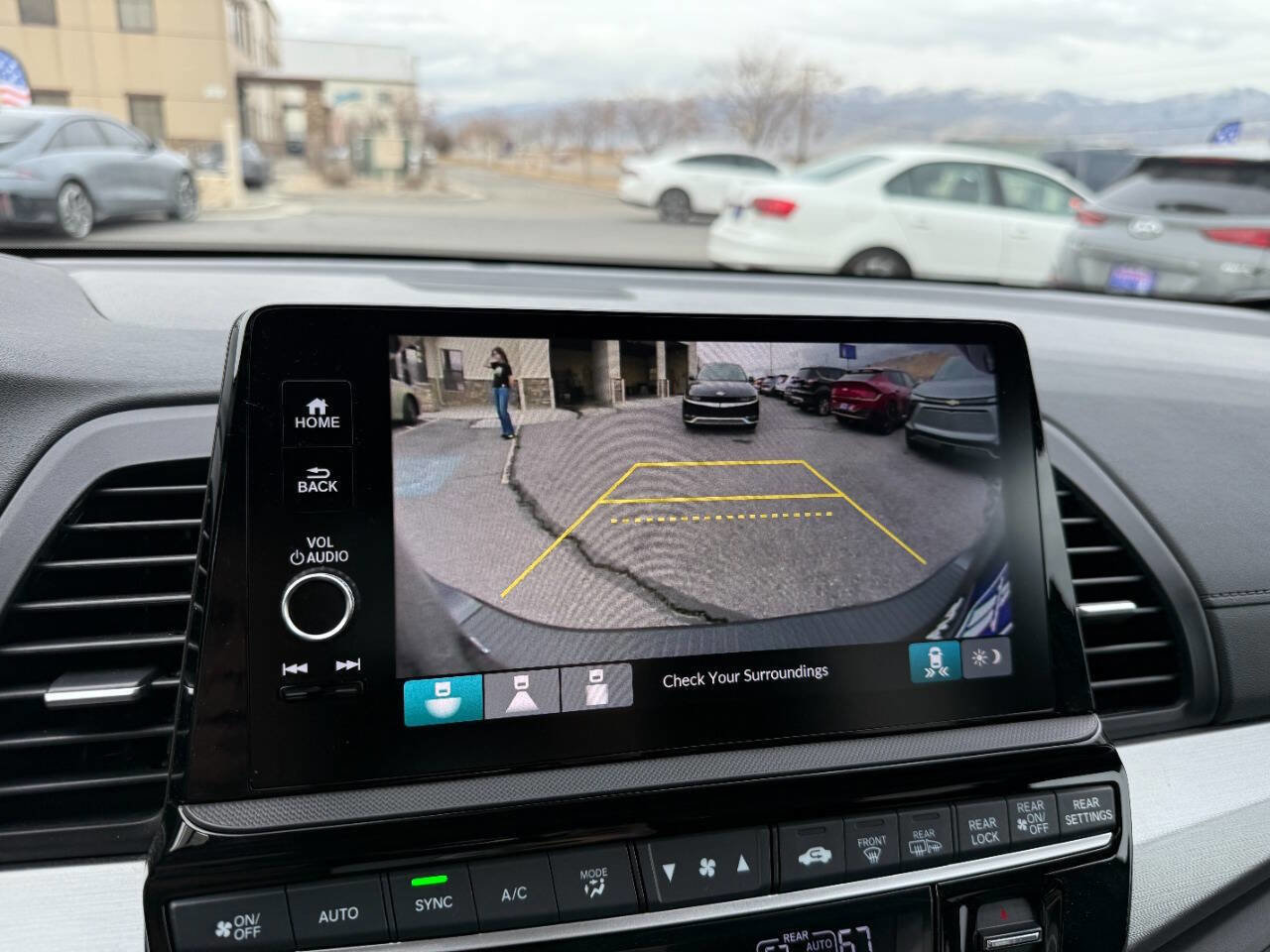 Used 2025 Honda Odyssey Sport-L image 39