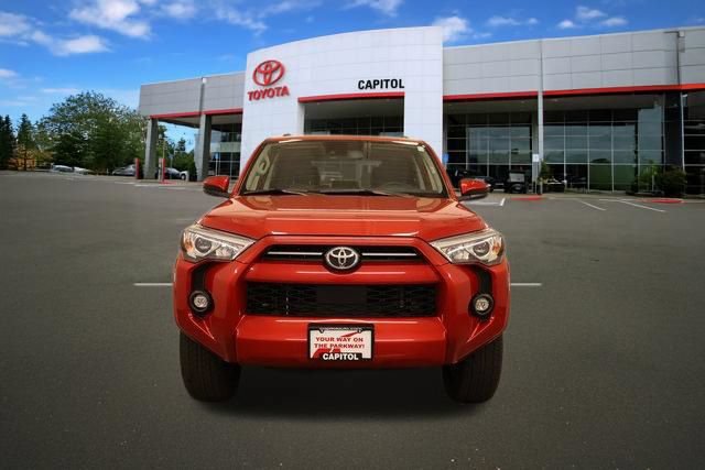 Used 2024 Toyota 4Runner SR5 AWD/4WD image 7