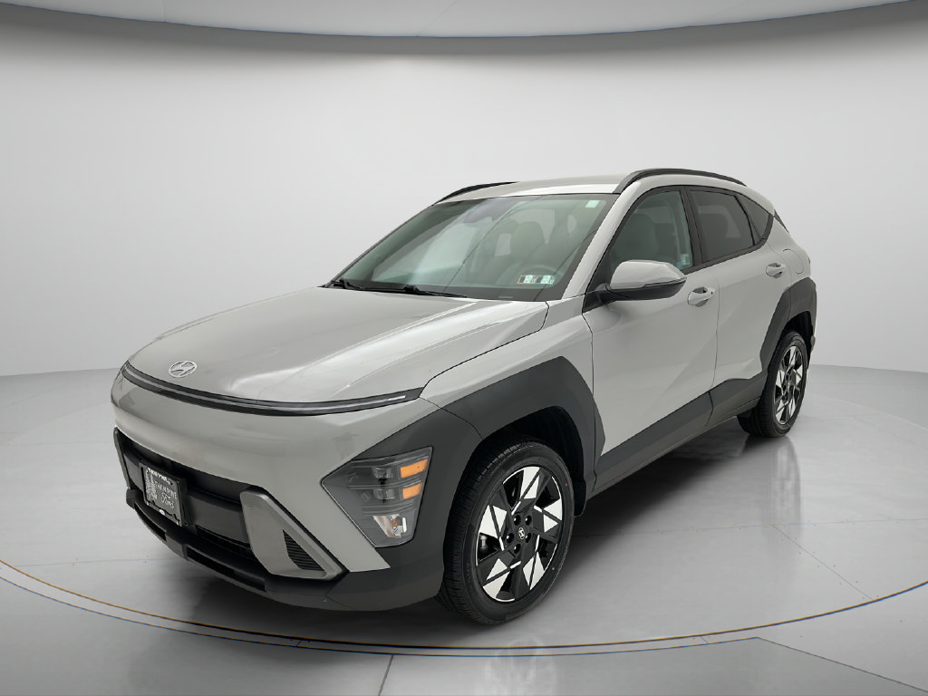 Used 2024 Hyundai Kona SEL AWD/4WD image 3