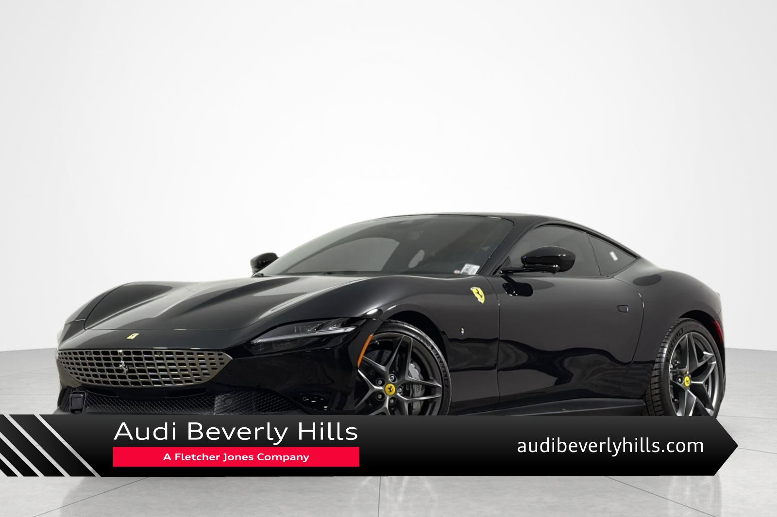 Used 2021 Ferrari Roma RWD image 1