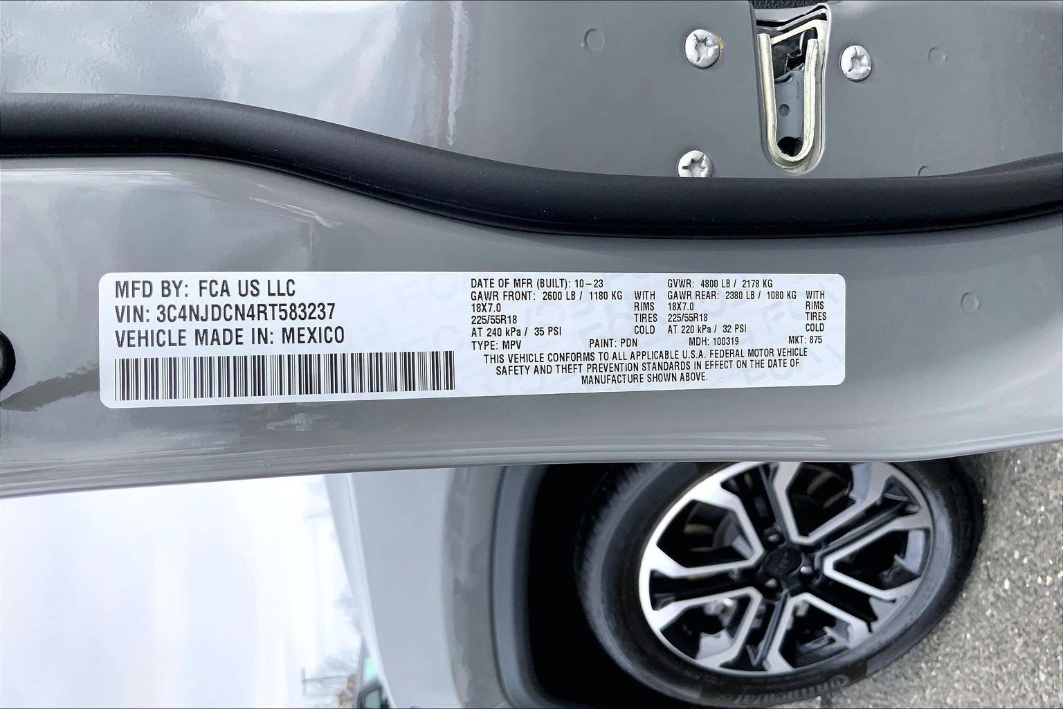 Certified 2024 Jeep Compass Limited image 31