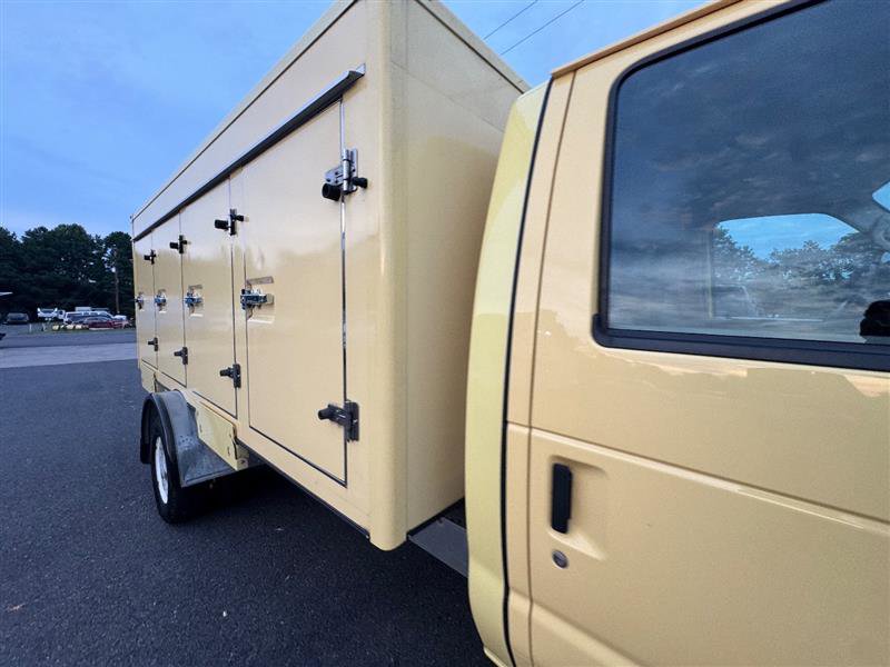 Used 2019 Ford E-450 and Econoline 450 Super Duty w/ Power Windows & Locks Group image 22