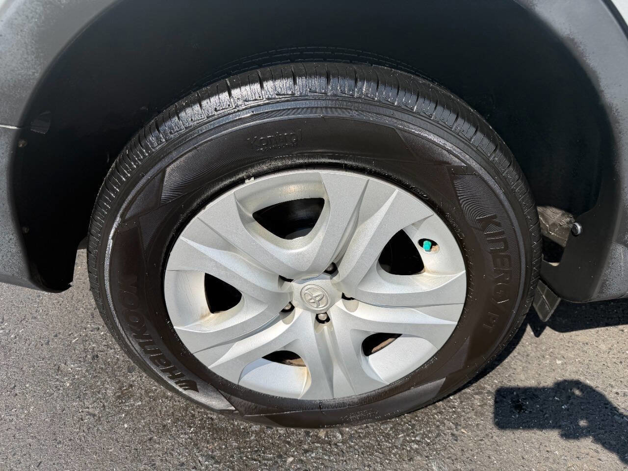 Used 2013 Toyota RAV4 LE AWD/4WD image 8