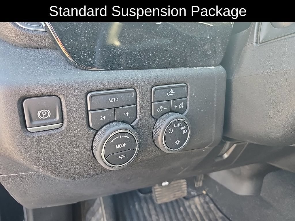 Certified 2024 Chevrolet Silverado 1500 LT AWD/4WD image 15