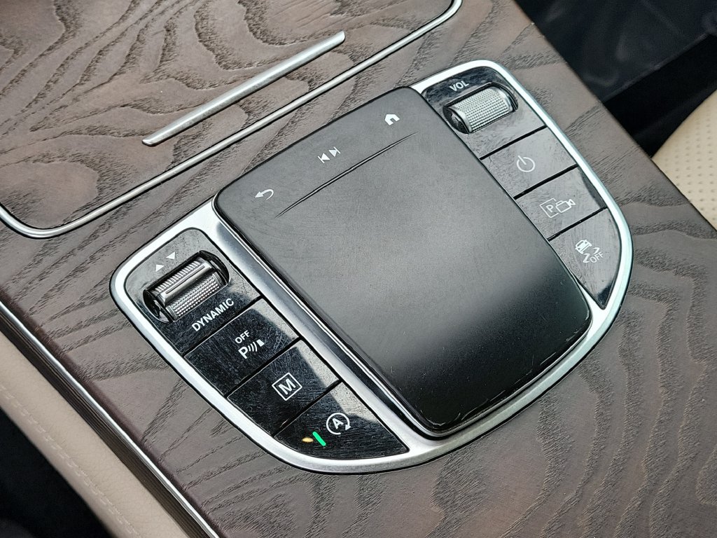 Used 2021 Mercedes-Benz GLC 300 image 26