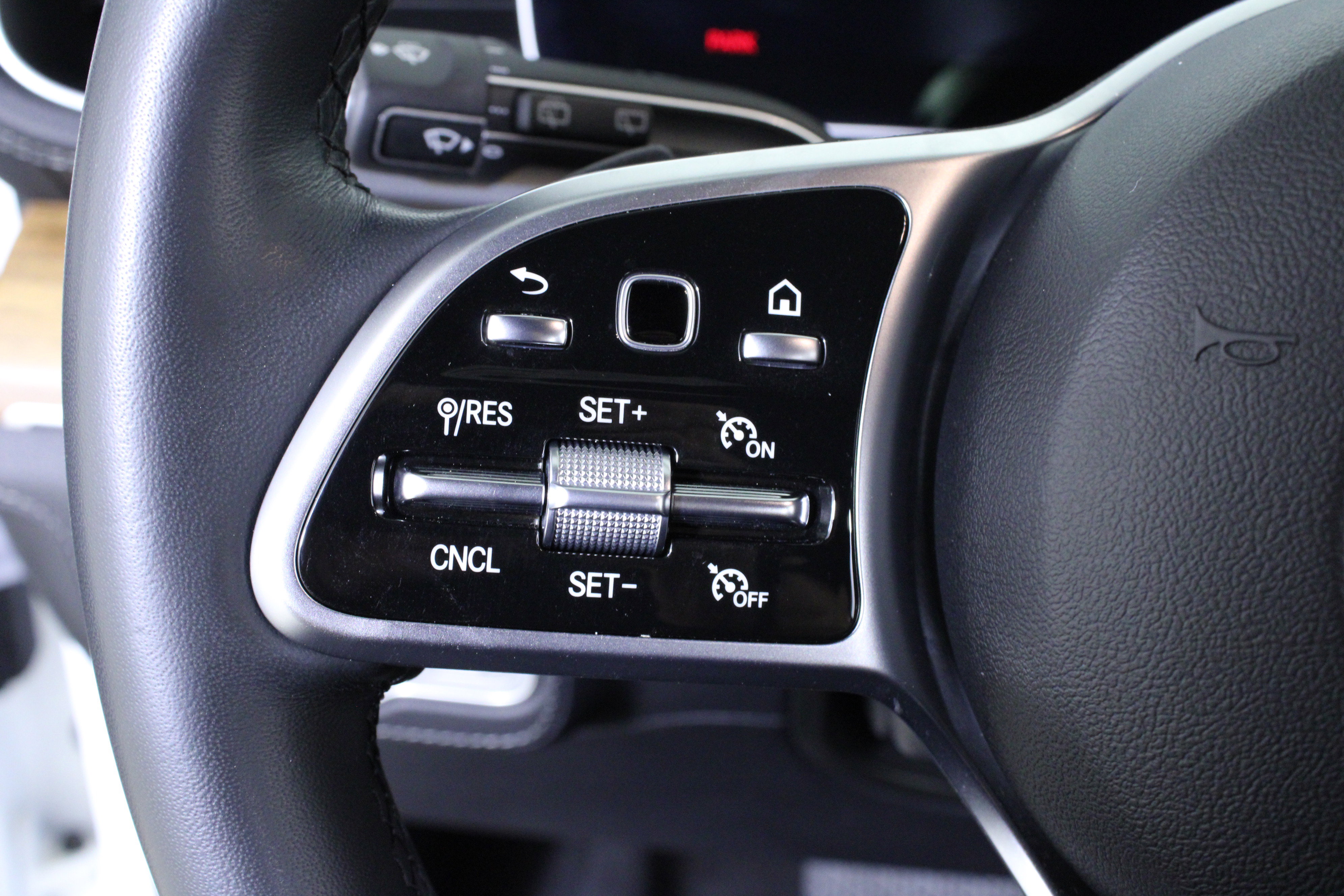 Used 2022 Mercedes-Benz GLE 350 image 24