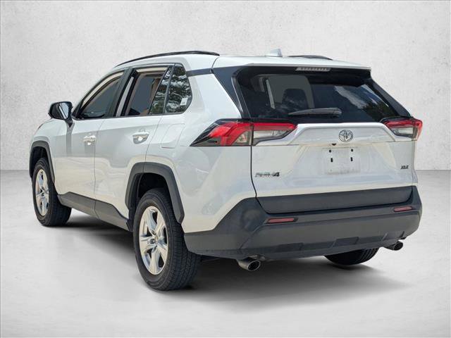 Certified 2021 Toyota RAV4 XLE w/ Convenience Package FWD image 5