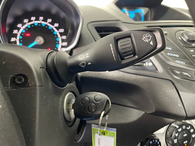 Used 2014 Ford Fiesta SE image 14