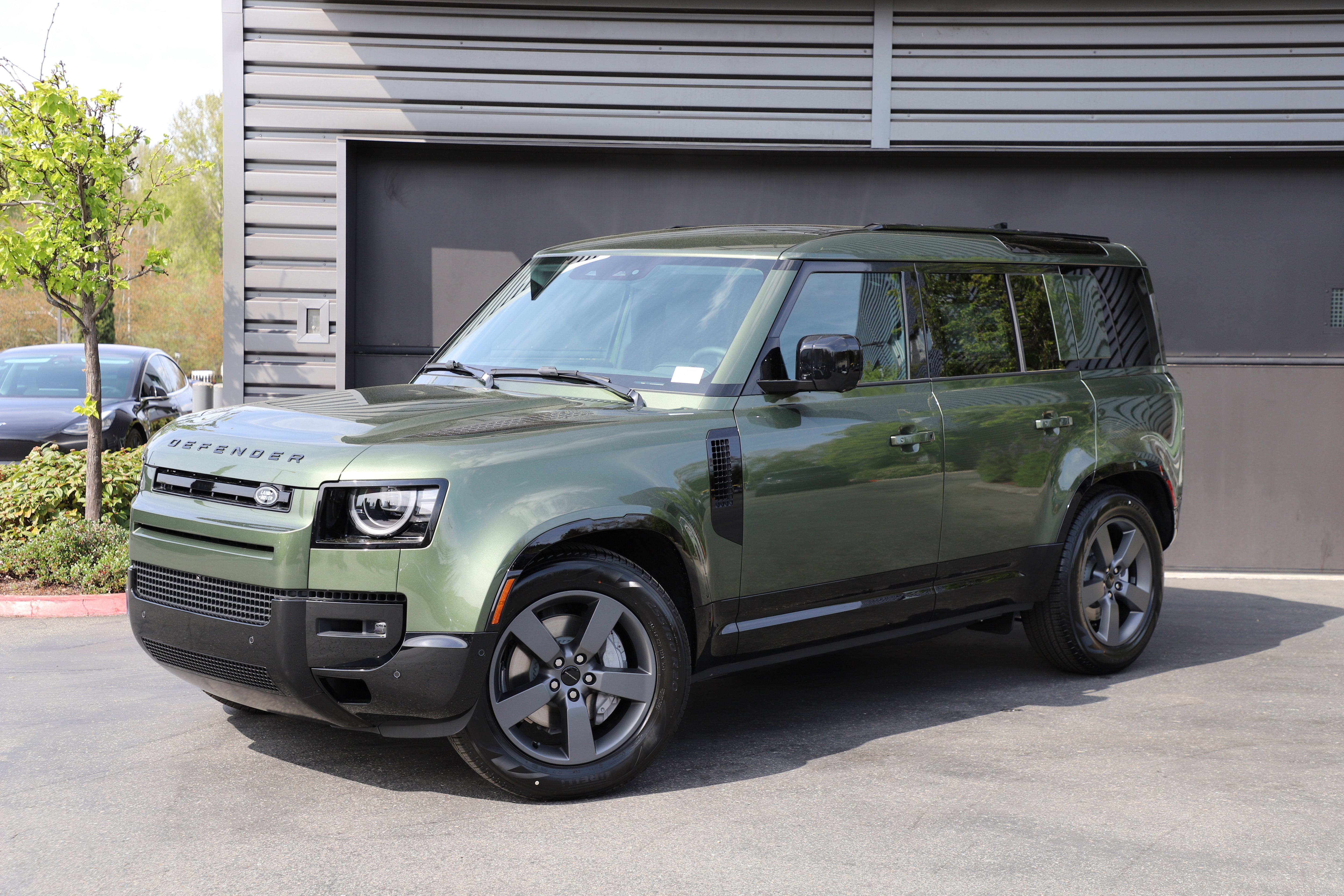 New 2026 Land Rover Defender 110 X-Dynamic SE