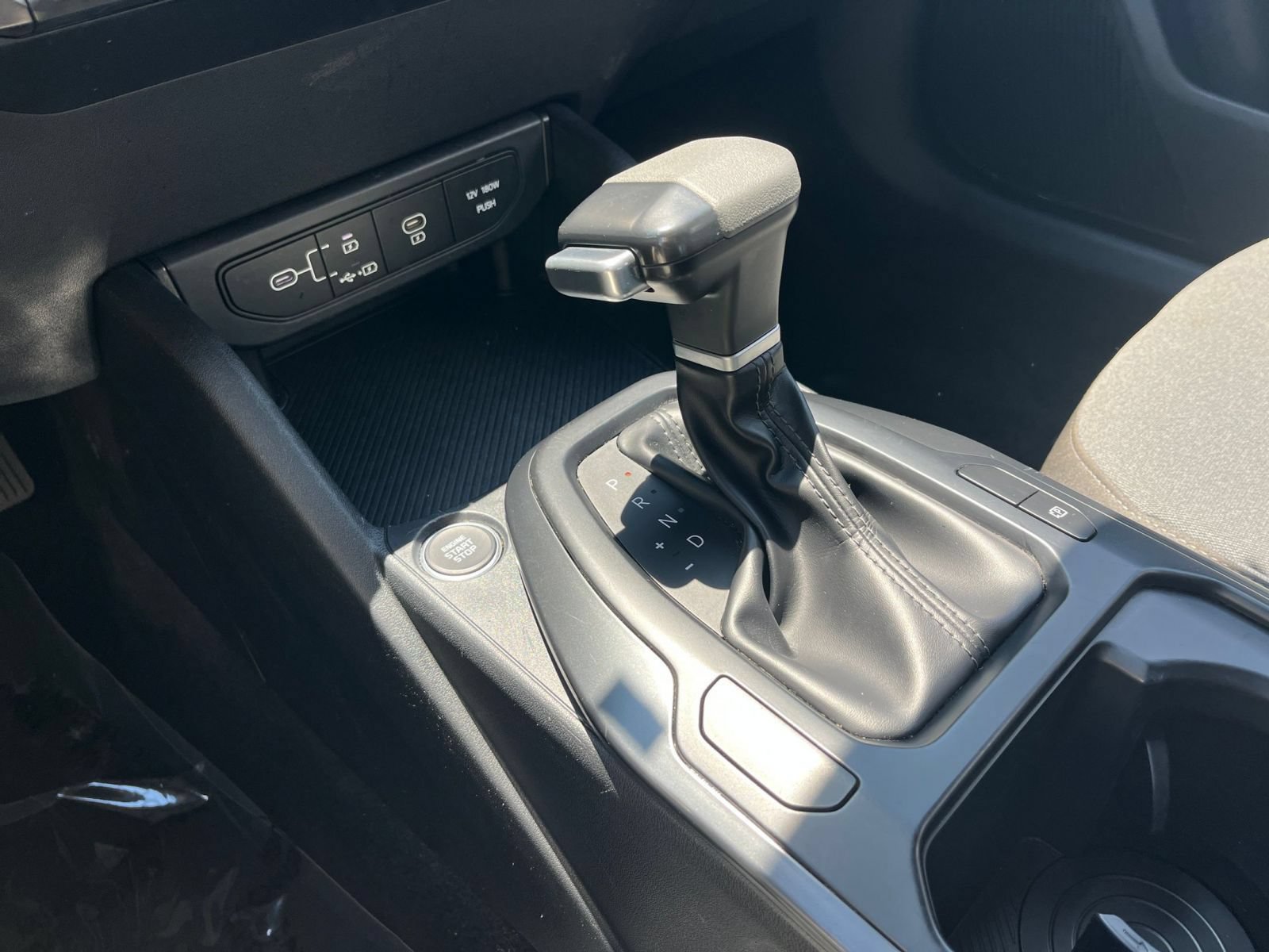 Used 2025 Kia K4 FWD image 41