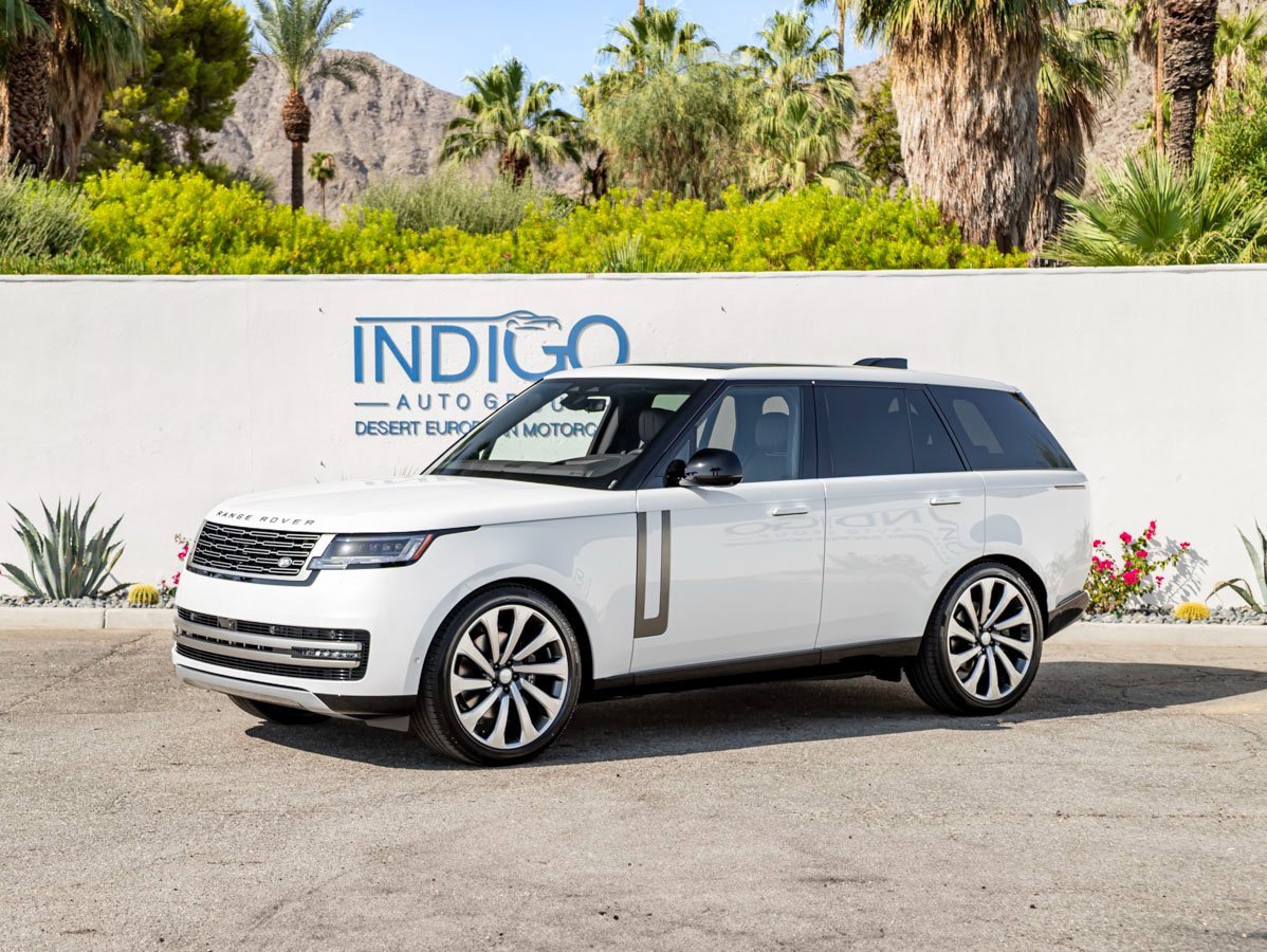 New 2025 Land Rover Range Rover SE image 1