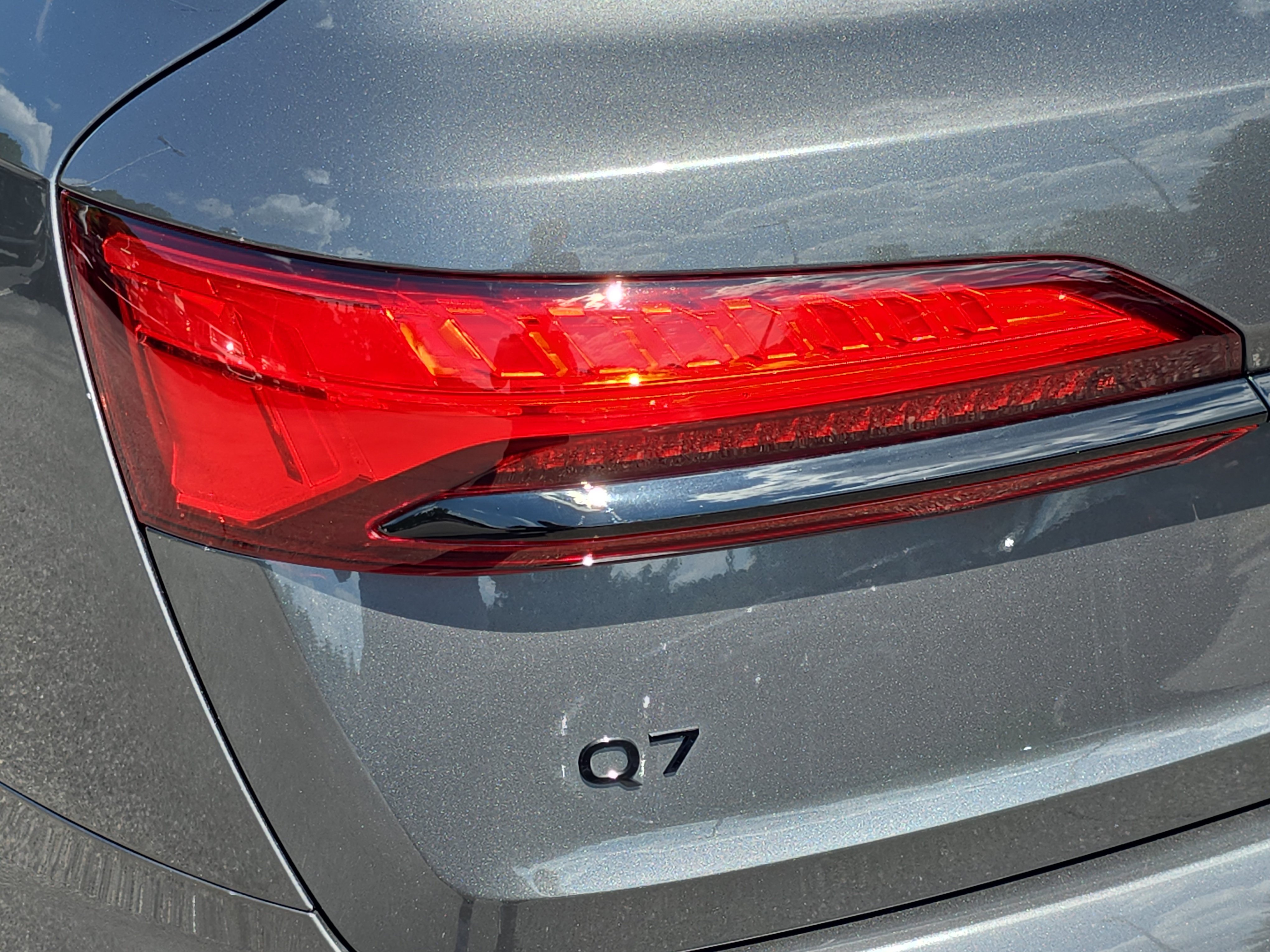 Used 2025 Audi Q7 2.0T Premium Plus AWD/4WD image 38