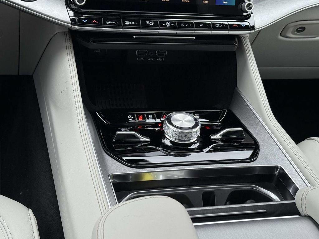 New 2026 Jeep Grand Wagoneer Limited AWD/4WD image 23