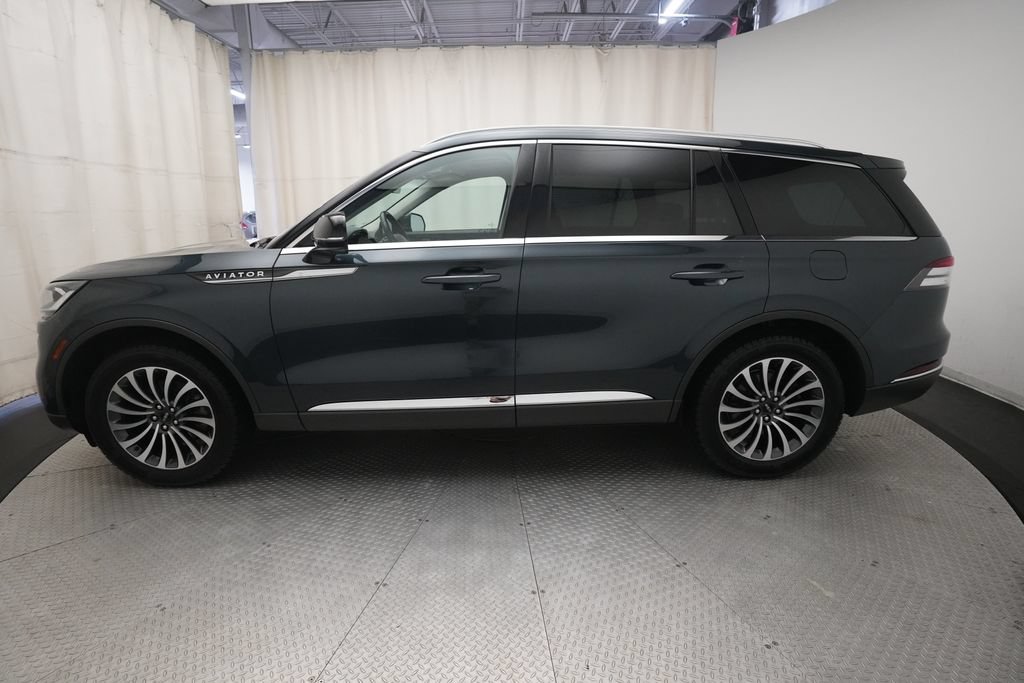 Used 2023 Lincoln Aviator Reserve w/ Equipment Group 201A AWD/4WD image 24