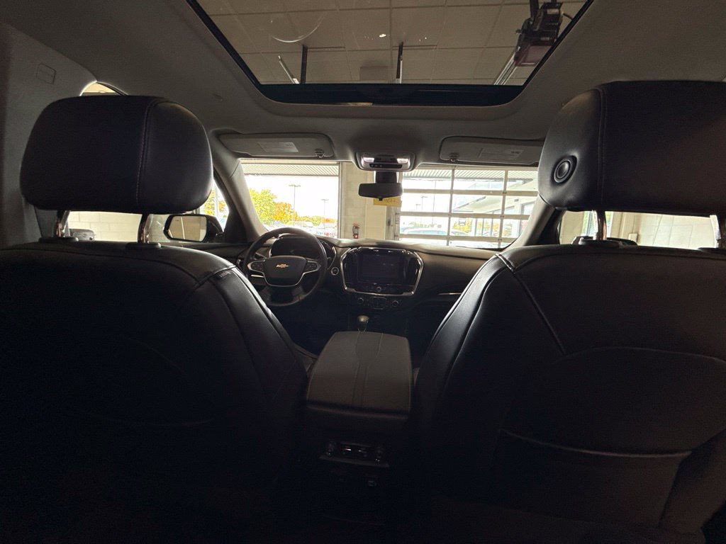 Used 2018 Chevrolet Traverse Premier AWD/4WD image 15