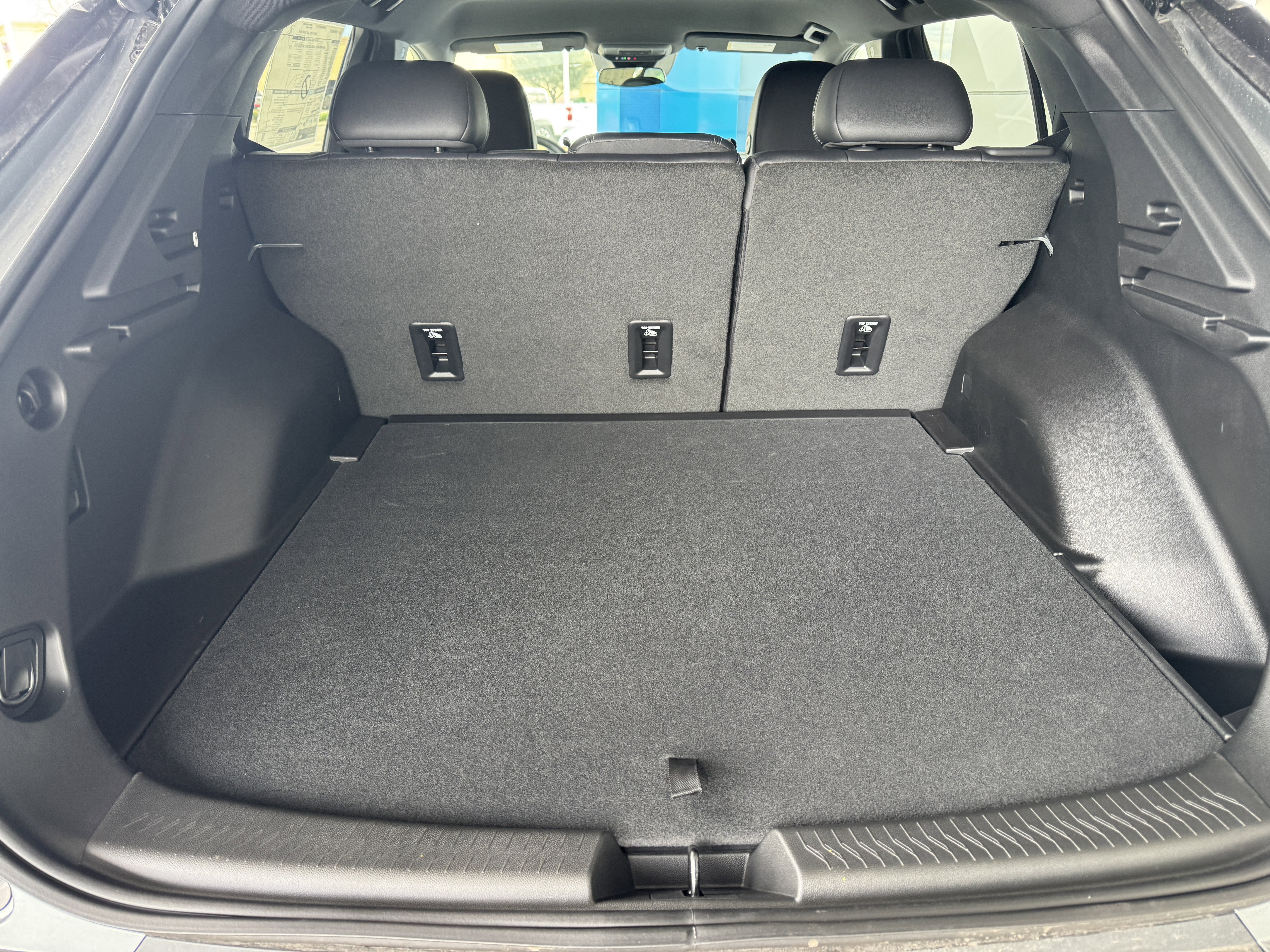 New 2026 Chevrolet Equinox EV LT image 17