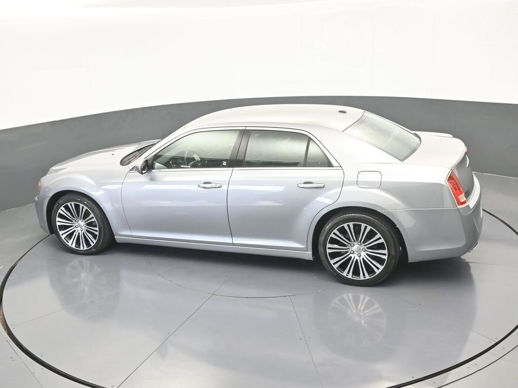 Used 2014 Chrysler 300 S image 45