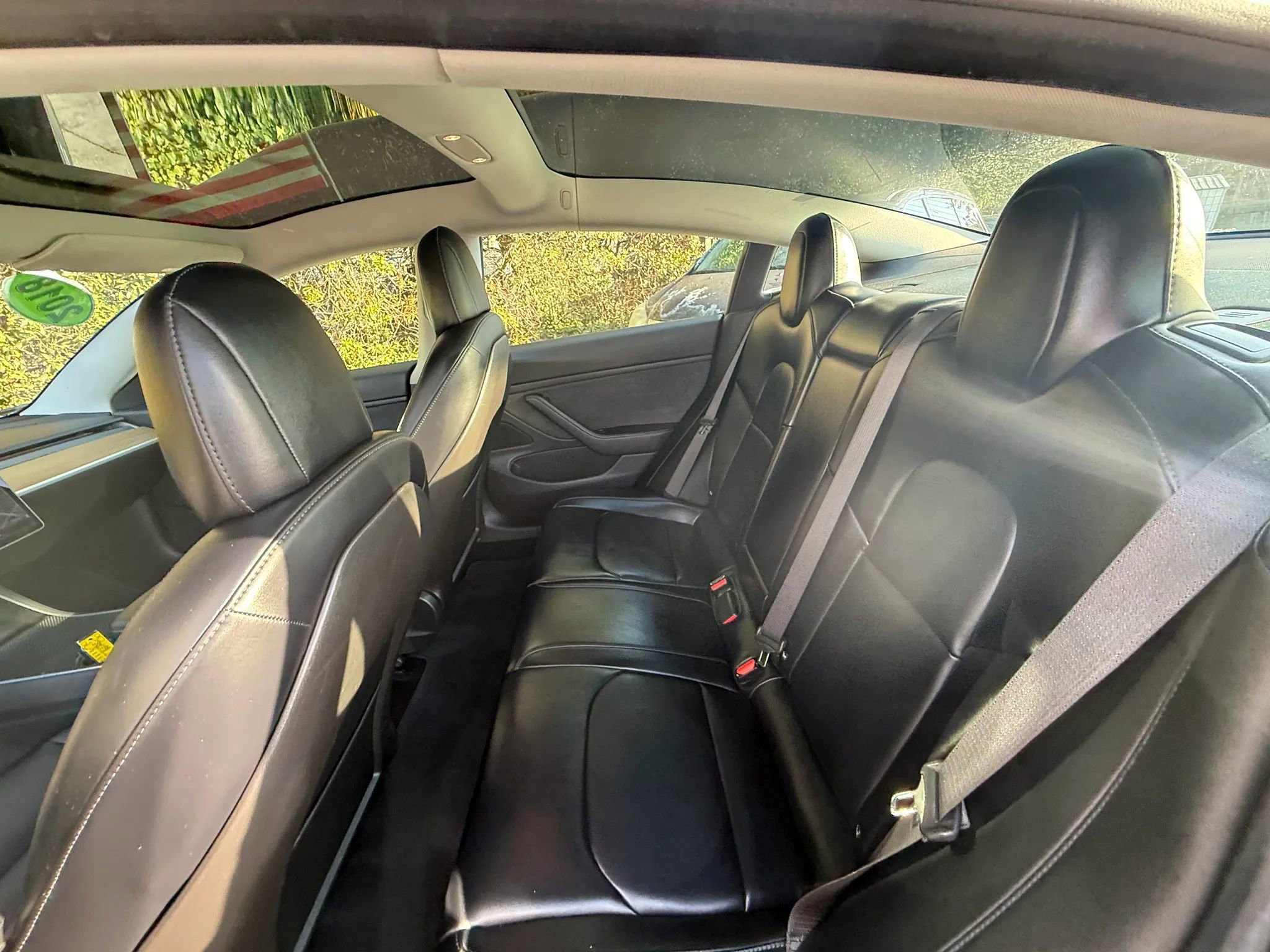 Used 2018 Tesla Model 3 Mid Range image 4