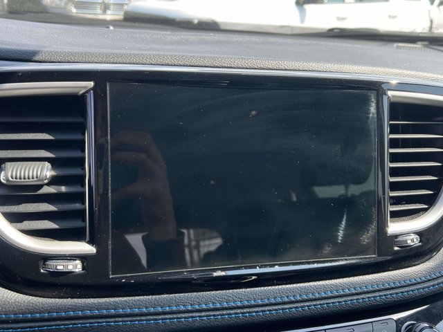 Certified 2021 Chrysler Pacifica Touring-L w/ Uconnect Theater Family Group FWD image 27