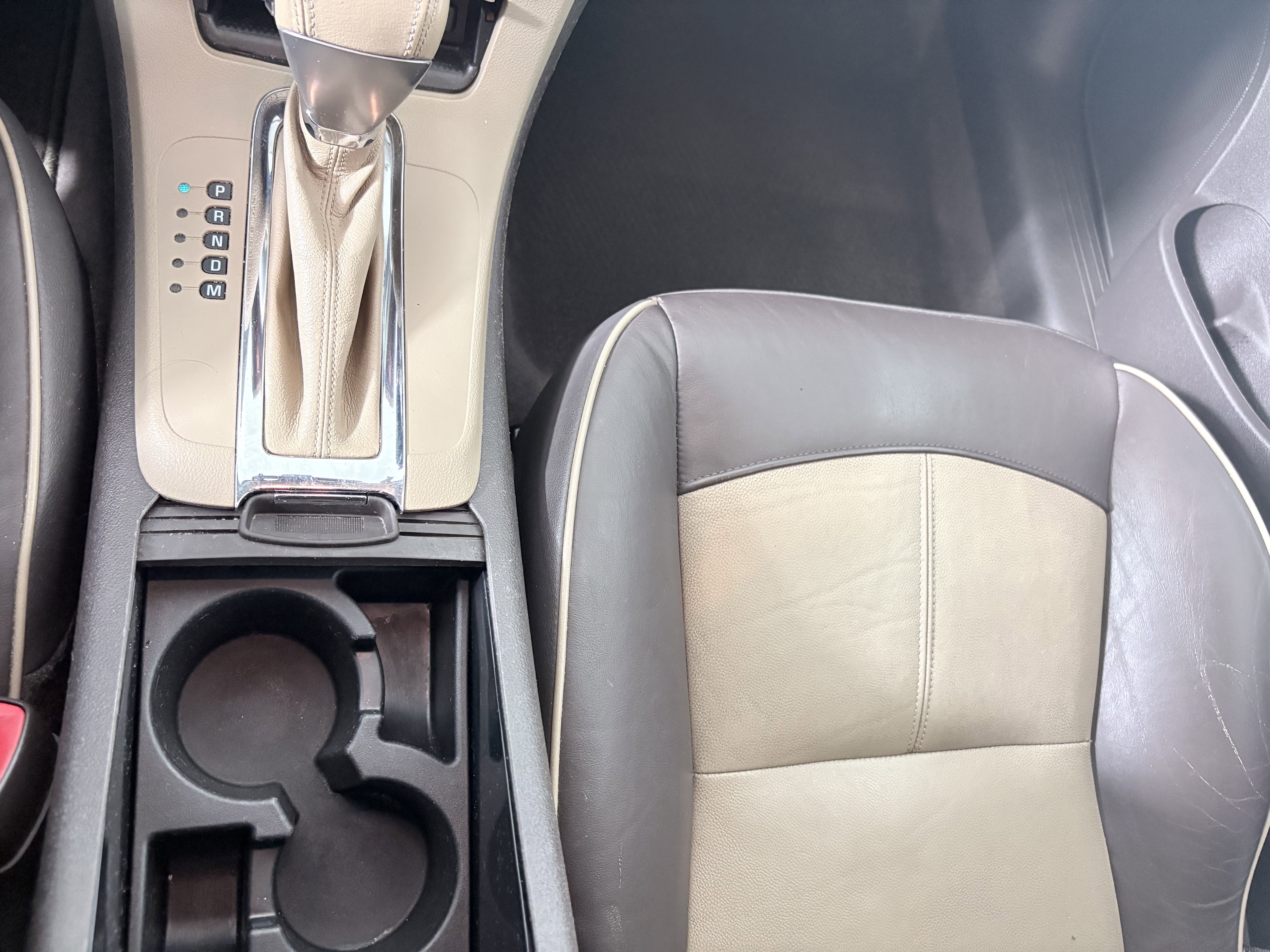 Used 2009 Chevrolet Malibu LTZ w/ Rear Power Package image 19