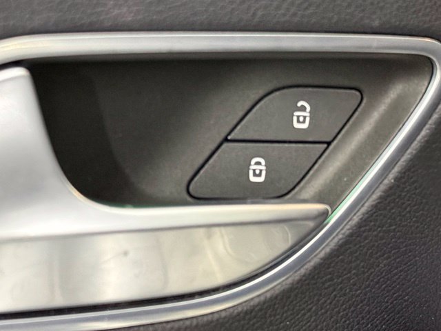 Used 2021 Mercedes-Benz GLE 350 4MATIC image 23