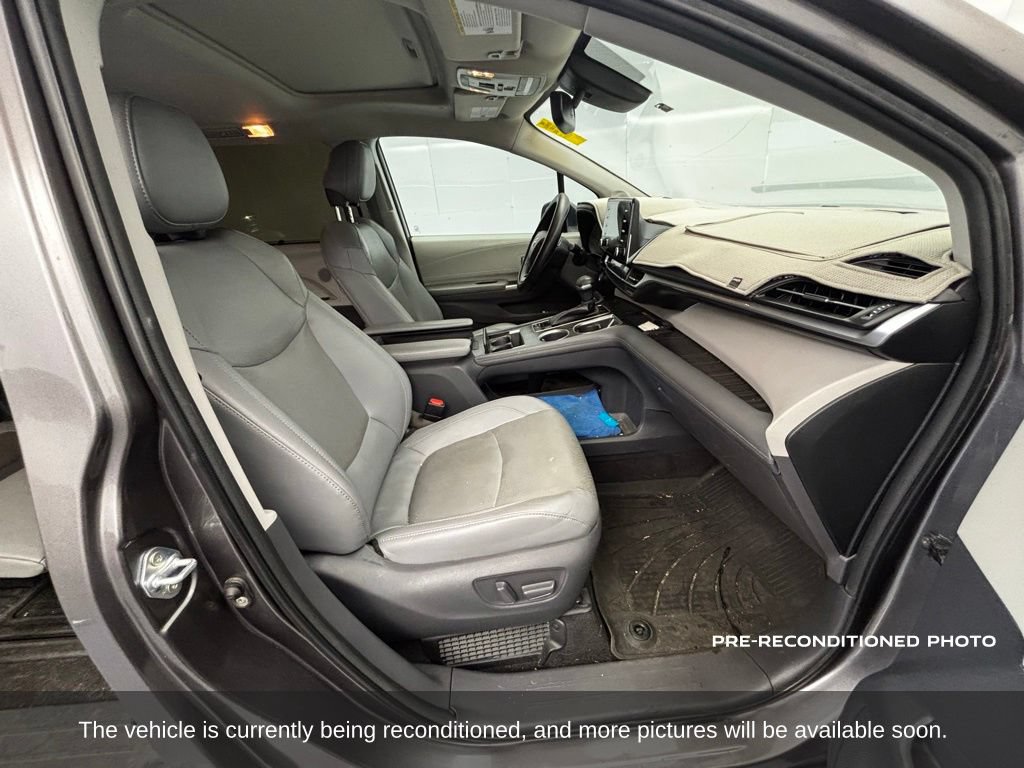 Used 2021 Toyota Sienna Limited FWD image 13