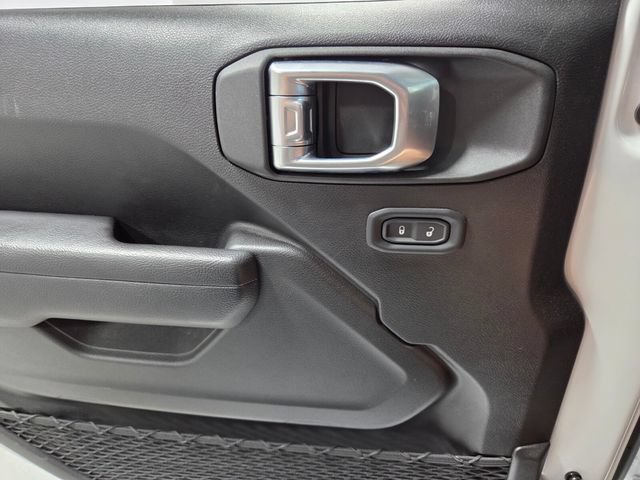 Used 2025 Jeep Wrangler Sport AWD/4WD image 28