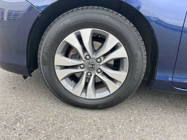 Used 2015 Honda Accord LX image 28