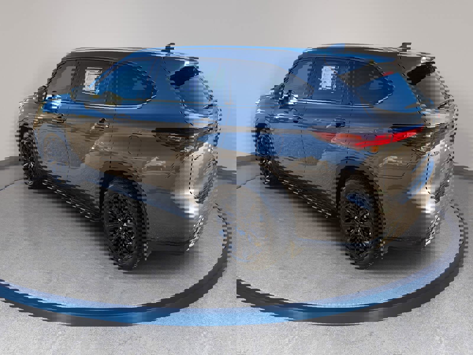 Used 2024 Toyota Highlander Limited image 7