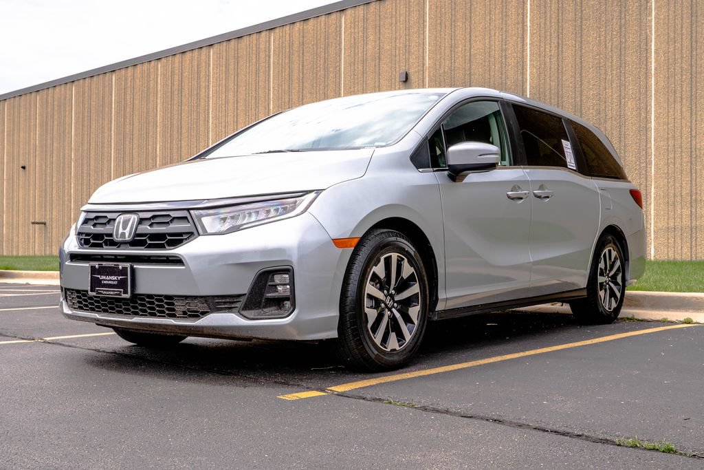 Used 2025 Honda Odyssey EX-L image 4