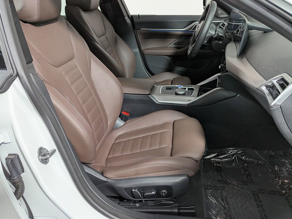 Used 2025 BMW i4 xDrive40i w/ M Sport Package image 27