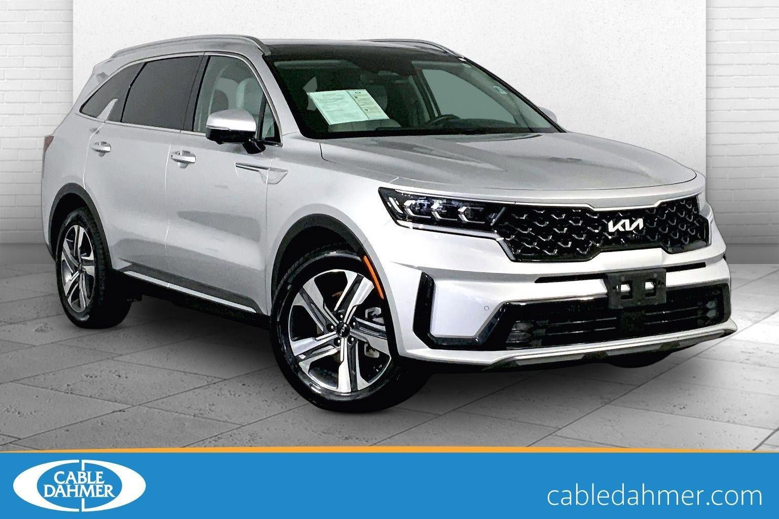Used 2023 Kia Sorento SX Prestige w/ Panoramic Sunroof Package AWD/4WD image 1