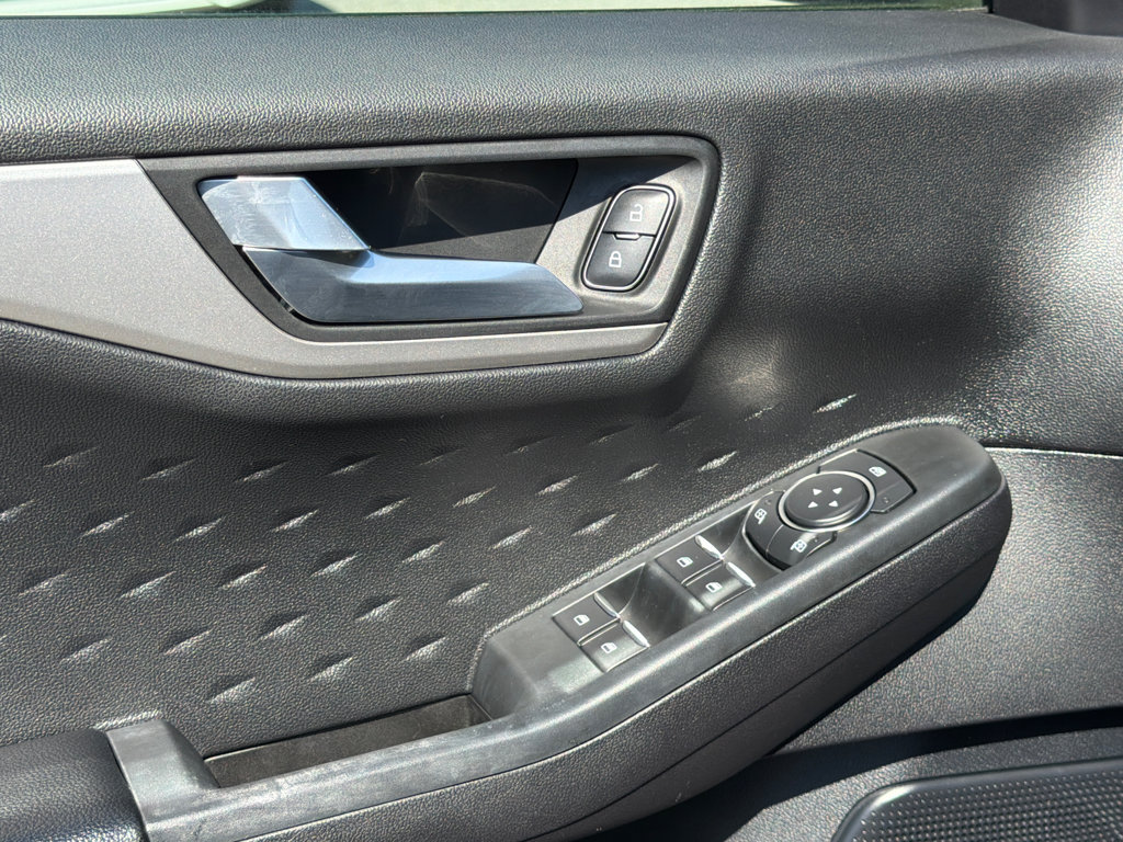 Used 2020 Ford Escape SE Sport FWD image 16