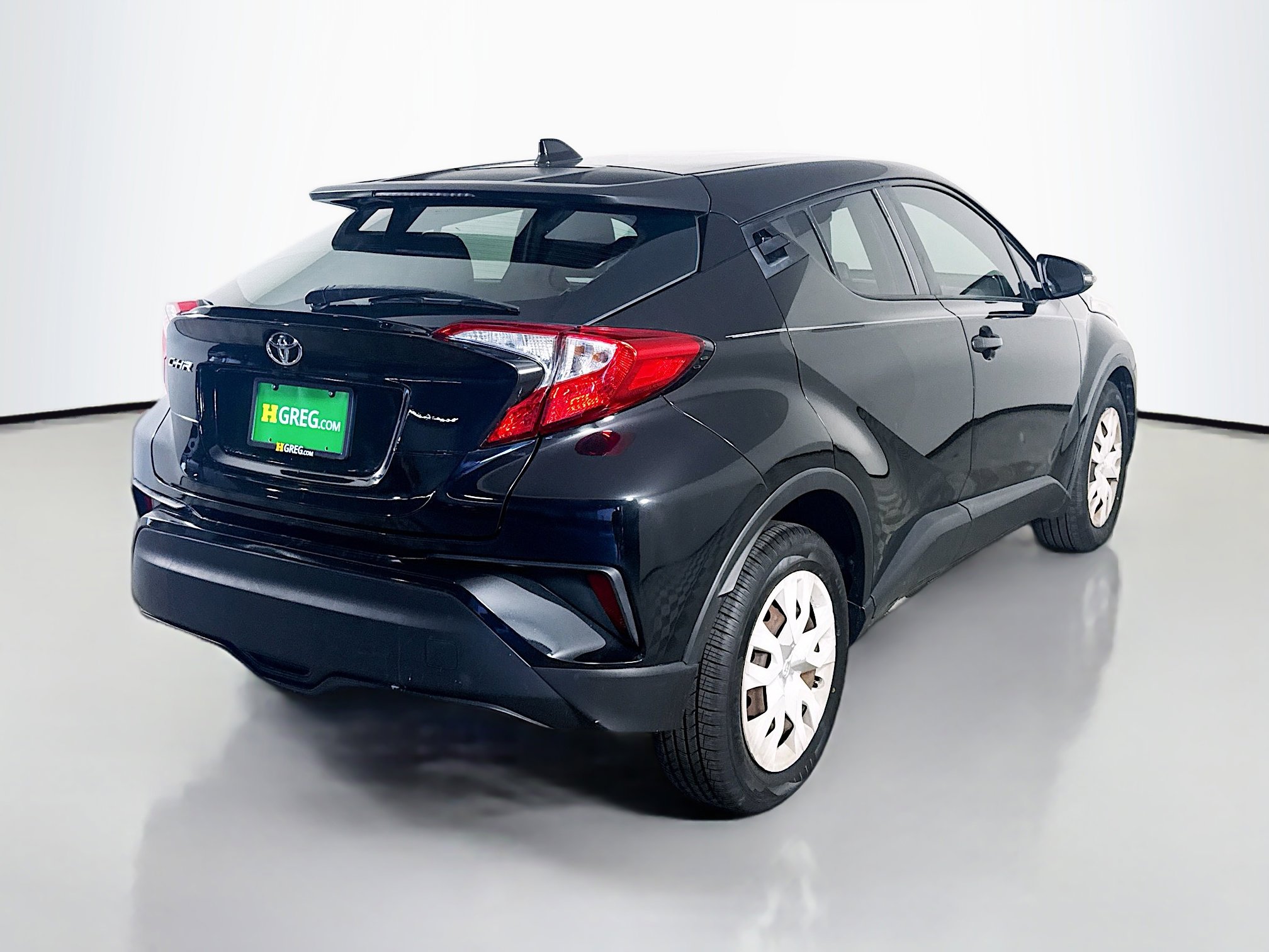 Used 2019 Toyota C-HR LE image 10