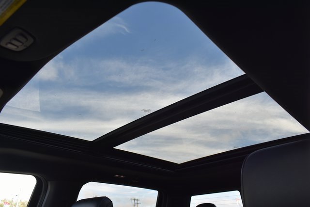 Used 2022 Ford F150 Lariat w/ Equipment Group 502A High image 42